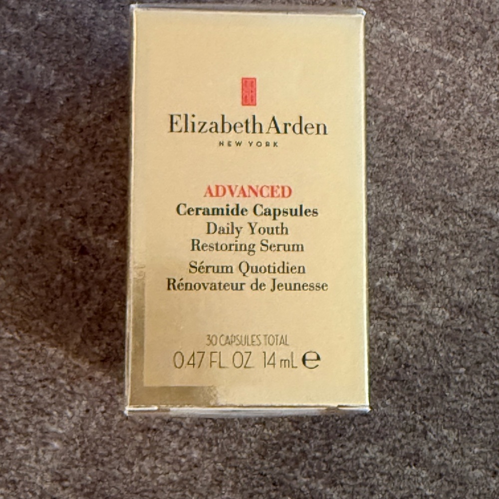 Elizabeth Arden Advanced Ceramide Capsules Daily Youth Restoring Serum 30 count